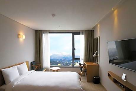 Deluxe Family Twin Room