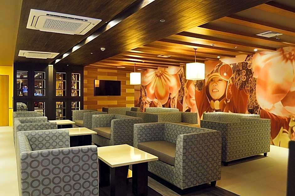 Grand Regal Hotel Davao