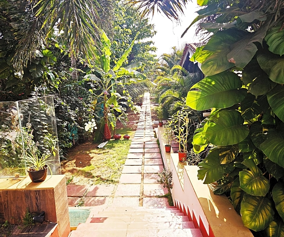 Shining Sand Beach Hotel