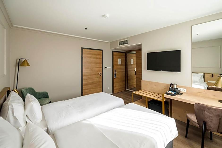 Expo Tower by Mellow Mood Hotels