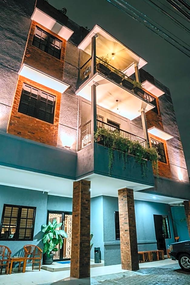 Tuju Abuserin Syariah