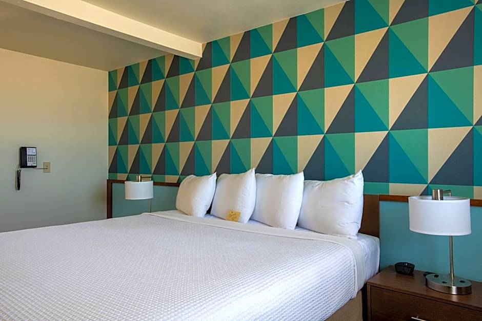 The Ocean Front at Seaside