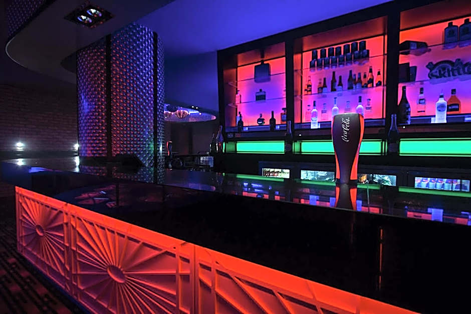 The Commercial Hotel