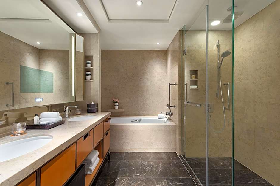 Shangri-La Hotel At The Shard, London