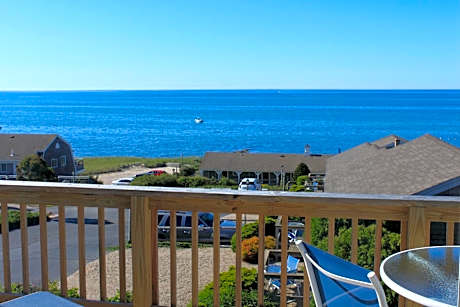 Double Room with Sun Deck and Partial Sea View
