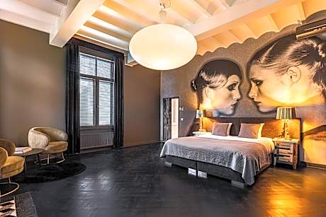 Suite Le Roi in Castle 2p