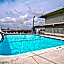 Hilltop Inn & Suites