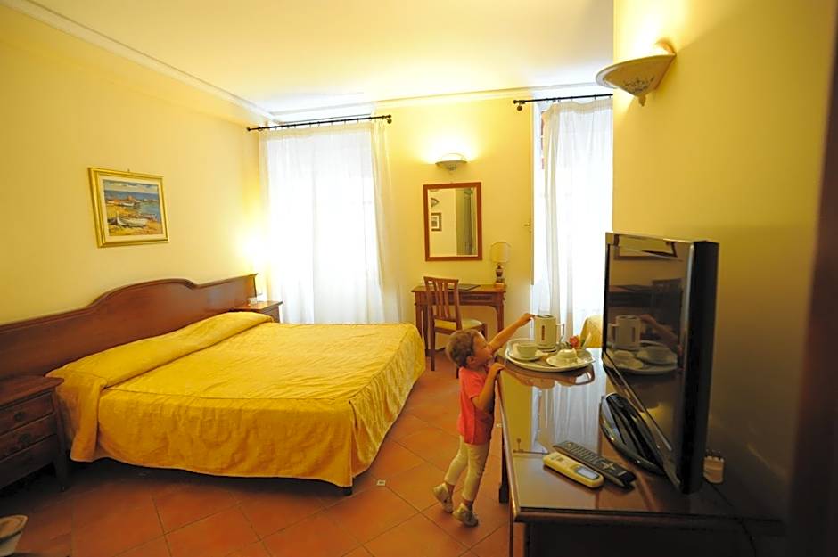 Hotel Mediterraneo