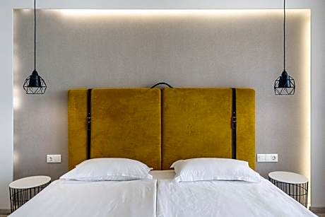 Double Room with Park View – Free Infinity Pool and Private Beach Access