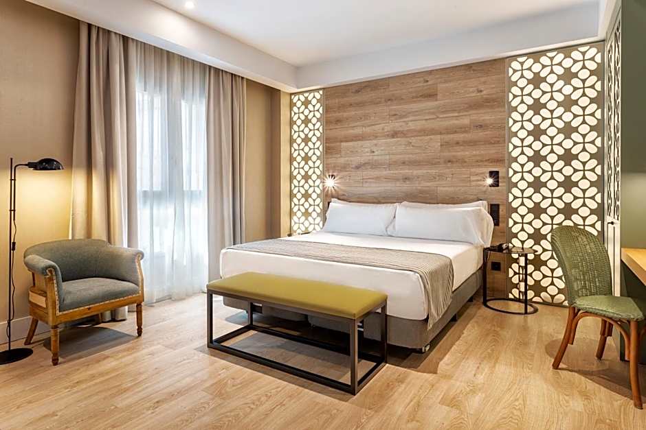 Catalonia Santa Justa