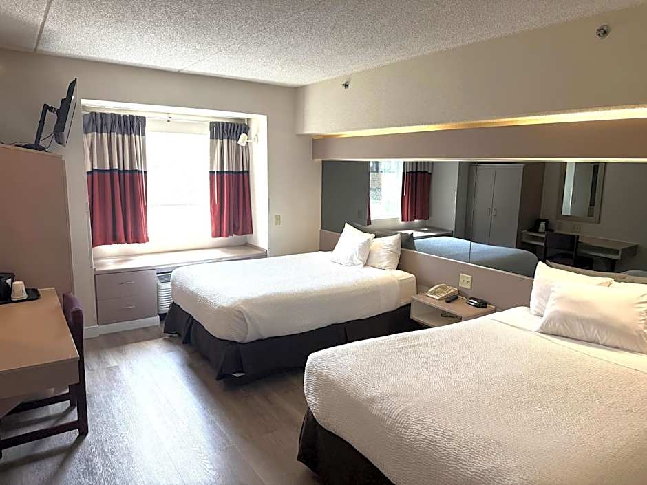 Microtel Inn & Suites by Wyndham Bloomington MSP Airport