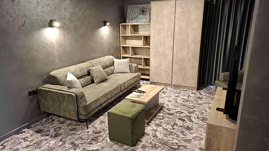 RCR Einstein studios 2