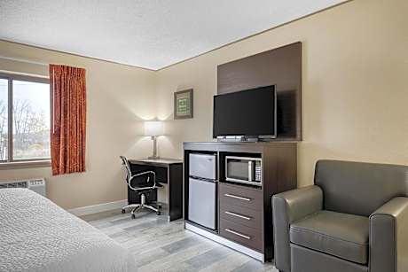 King Room - Non-Smoking