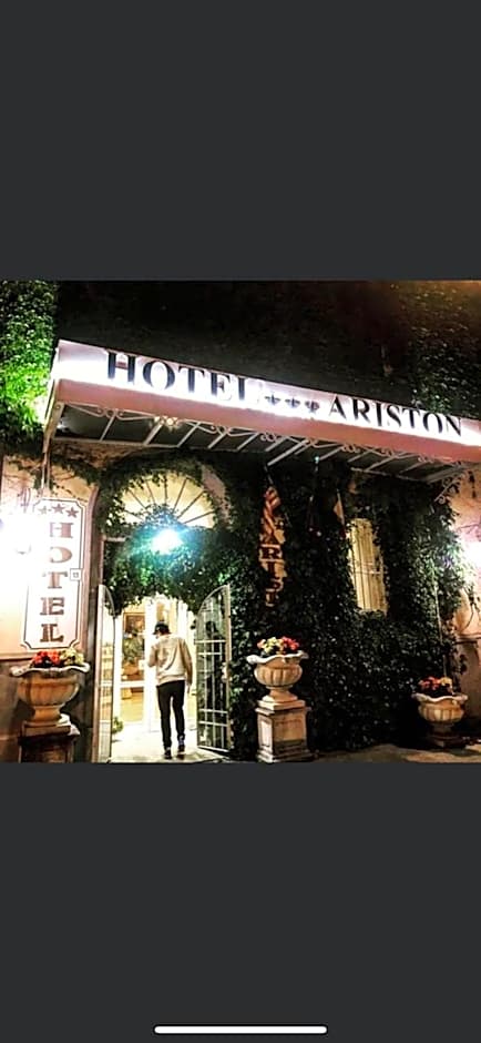 Hotel Ariston