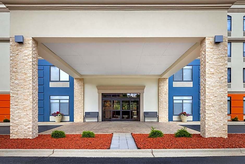 Holiday Inn Express Fayetteville-Fort Bragg