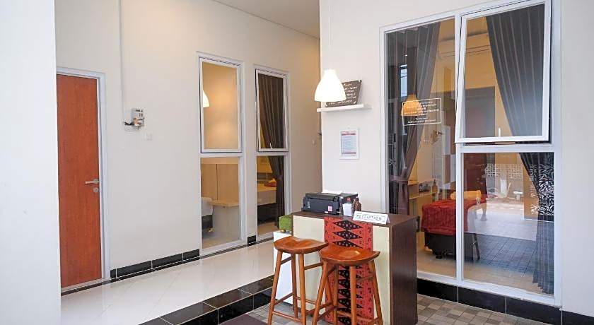 RedDoorz Syariah @ Tlogosari Semarang