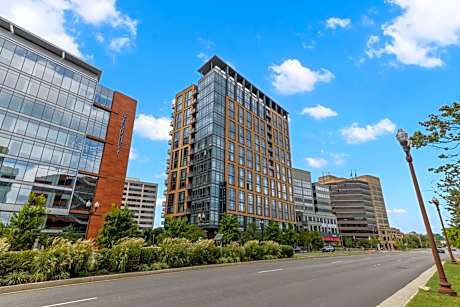 Placemakr Marymount Ballston