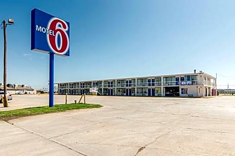 Motel 6-Liberal, KS