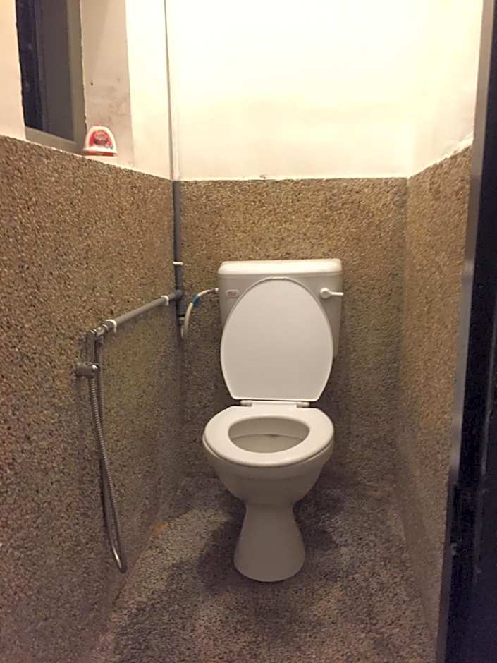 Hikers Sleep Port Guesthouse