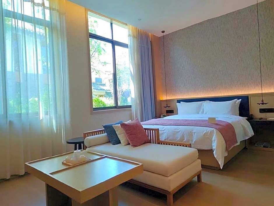 Blossom House Bazhong Enyang Micang Dao