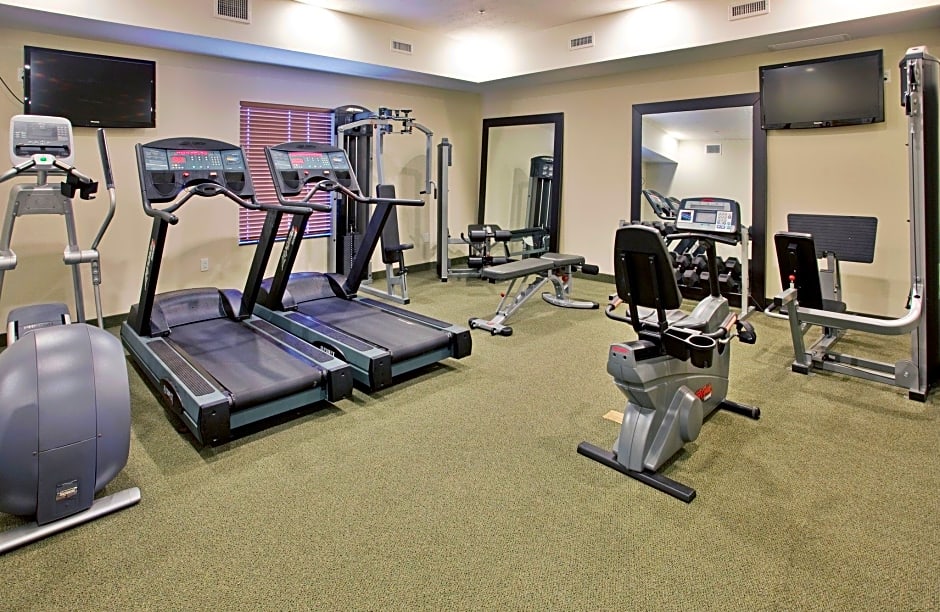 Holiday Inn Express & Suites Topeka North by IHG