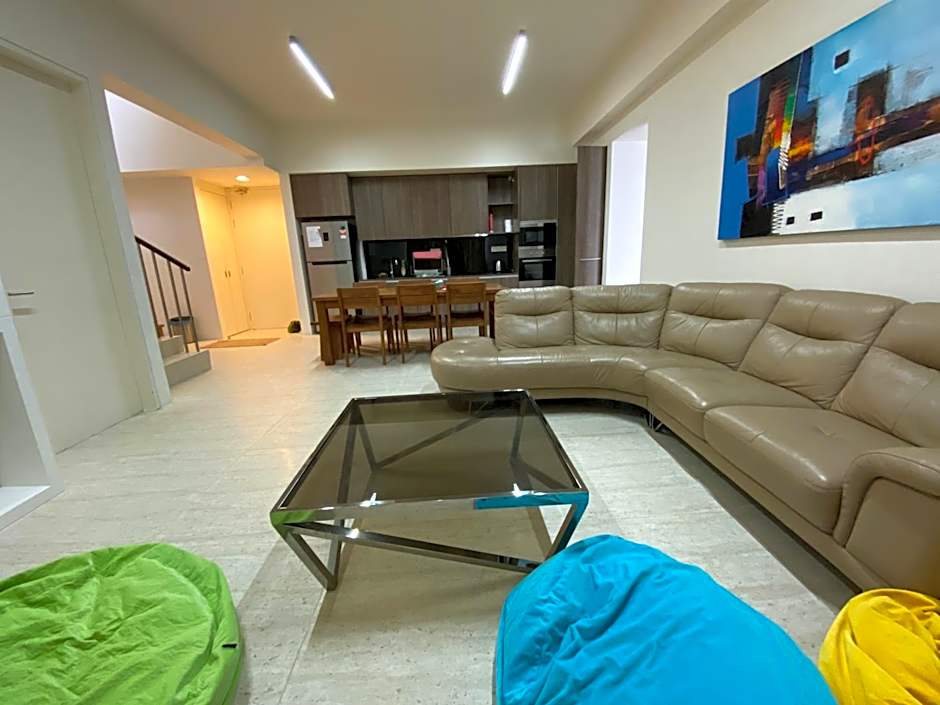 BY THE SEA - Penthouse 3 bedroom