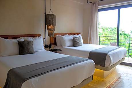 Deluxe Double Room with Balcony