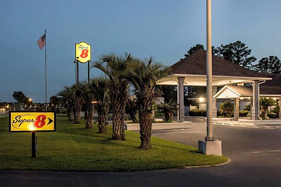 Super 8 by Wyndham Hardeeville/Savannah North