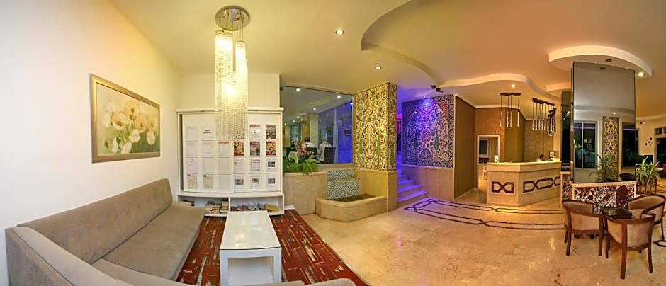 Kleopatra Celine Hotel