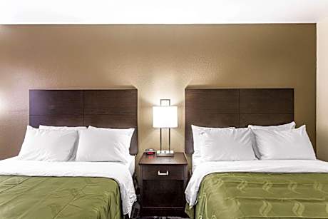 Queen Room with Two Queen Beds