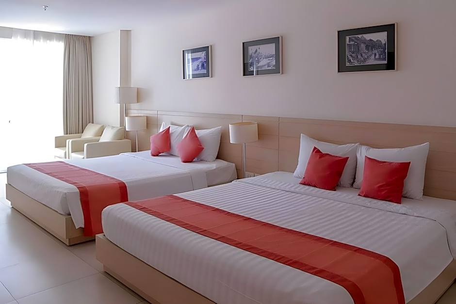 Nhi Phi Hotel Nha Trang