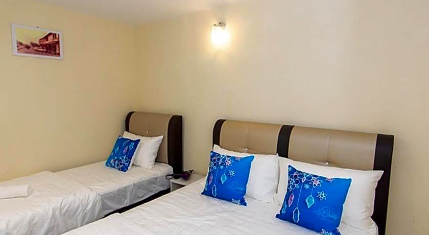 Southern Tip Hotel - City & 100m walk to McDonald's & FREE DOBI