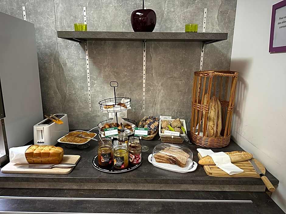 The Originals City, Hotel Nevers Centre Gare (Inter-Hotel)