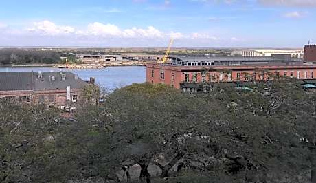 Premium Queen Room with Two Queen Beds