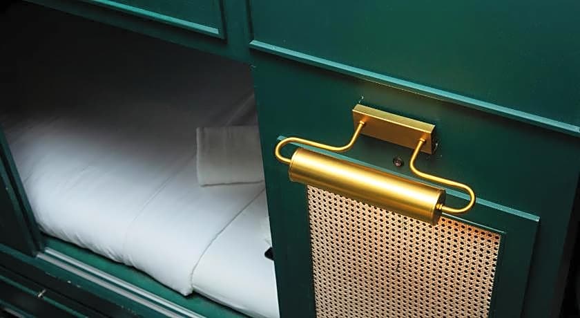 Azure Hostel Bangkok