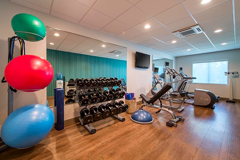 Holiday Inn Express Hotel & Suites Columbia I-26 @ Harbison Blvd By IHG