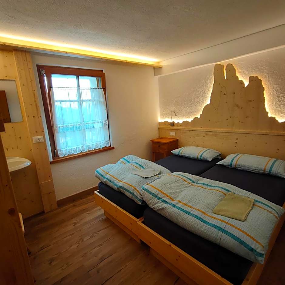 Rifugio Stella Alpina Spiz Piaz per escursionisti