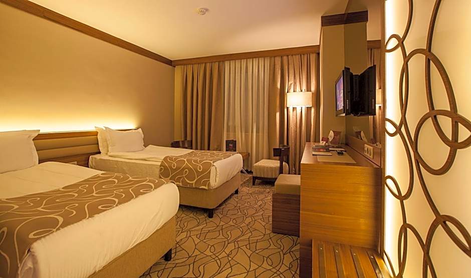Photo 1 of 11 of Single Room