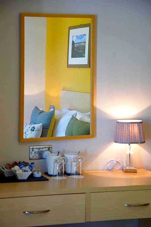 Rose and Crown Hotel