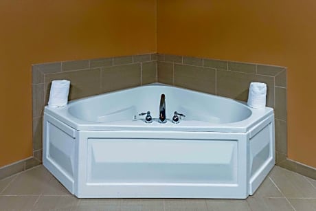 Studio Queen Suite with Two Queen Beds - Non-Smoking