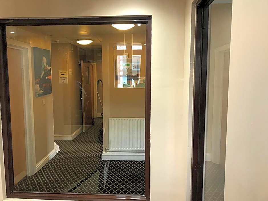 Pacific Inn London Heathrow