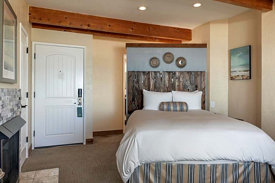 Cypress Inn on Miramar Beach