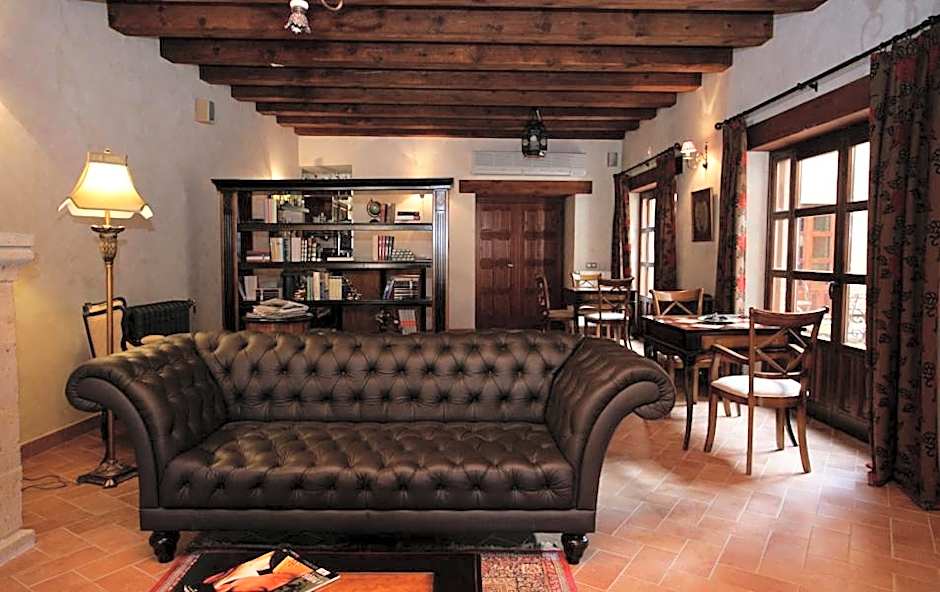 Posada Los Condestables Hotel & Spa