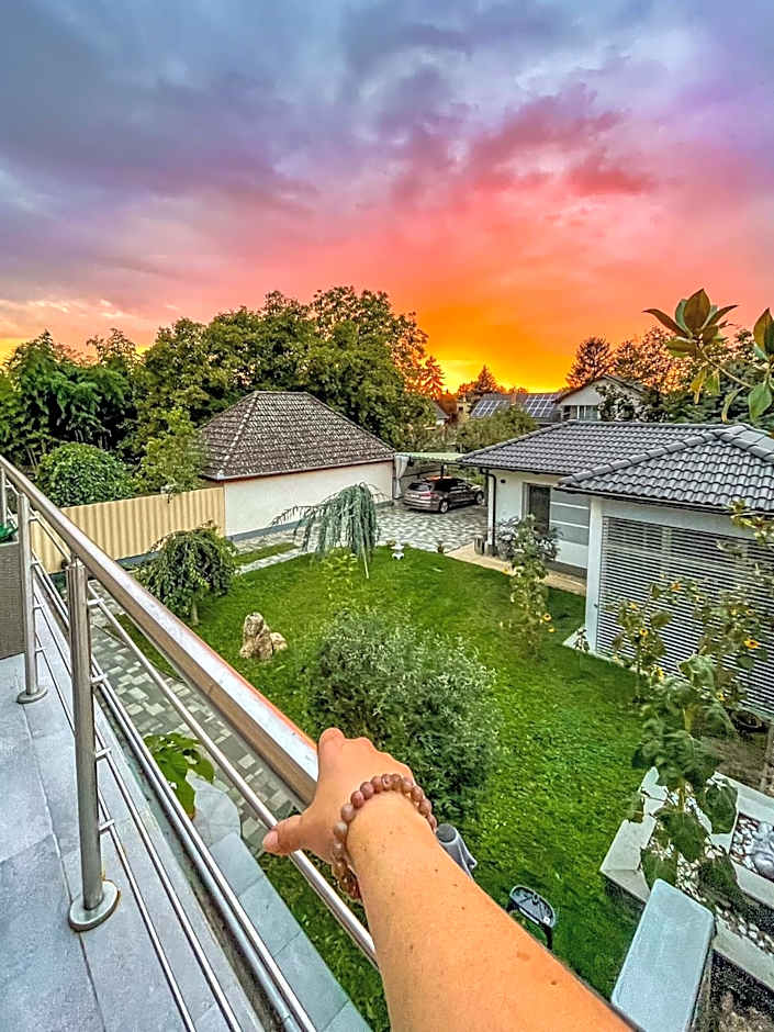 Zen House ADULT ONLY 16plus