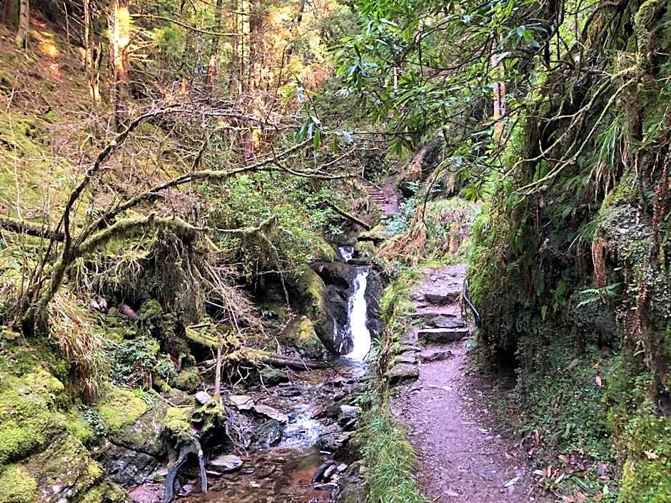 The Wee Ludging Cottage, Rashfield, by Dunoon