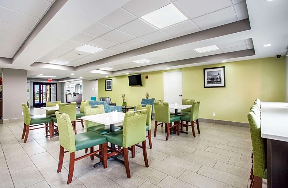 Quality Inn - White House
