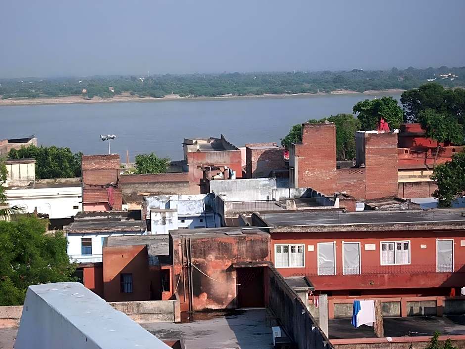 Shree Hare Rama Hare Krishna Hotel