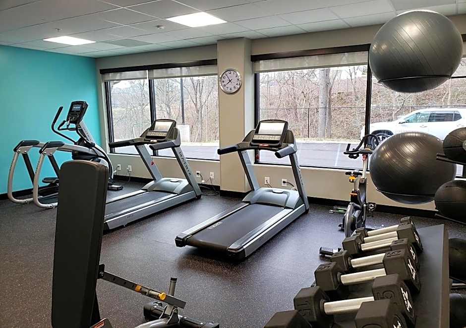 avid hotels - Salem By IHG