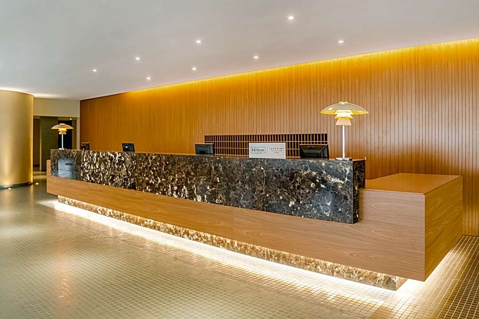 Almenat Embu das Artes Sao Paulo, Tapestry Collect