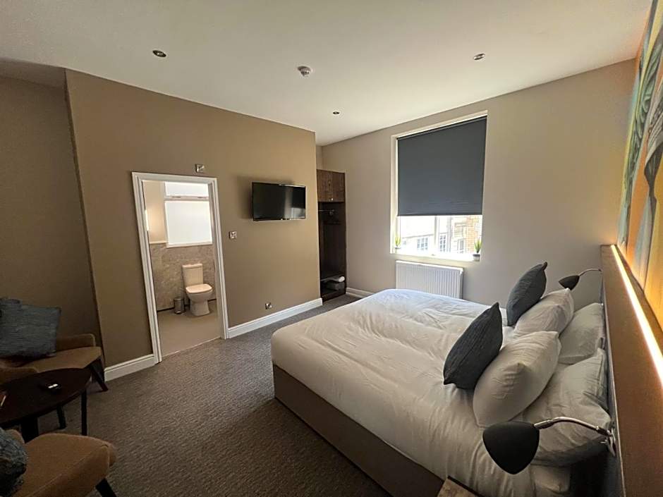 Fenwick Sunrise Hotel